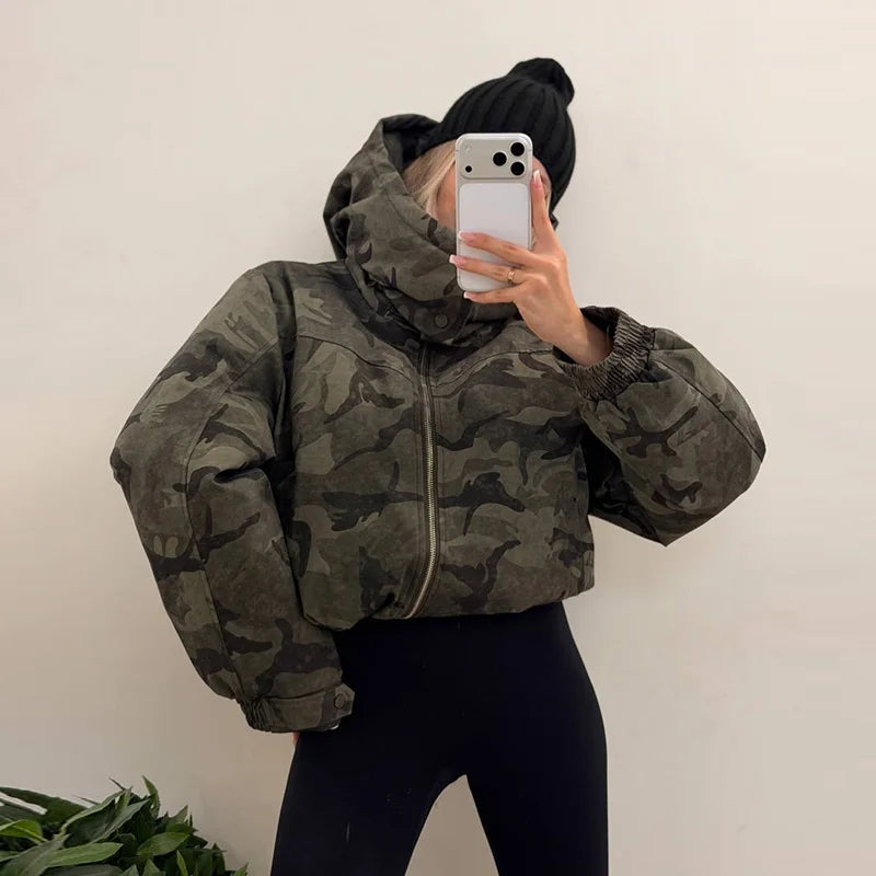 Women Camo Print Cropped Puffer Jacket Hooded Half Zip High Neck Elastic Cuff 2026 Winter Streetwear Short Chic Women Outerwear